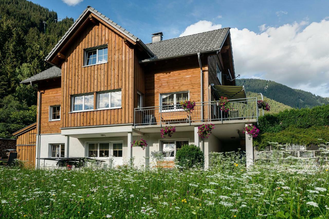 Apartamento Haus Ambiatscha Sankt Gallenkirch Exterior foto